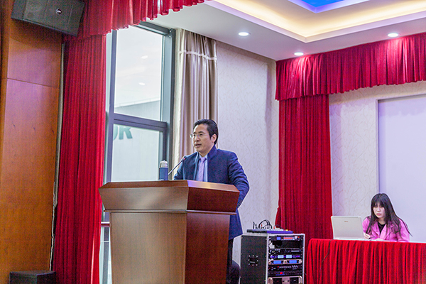 富仕德(FSD)大家長(zhǎng)做年度匯報(bào)及總結(jié)