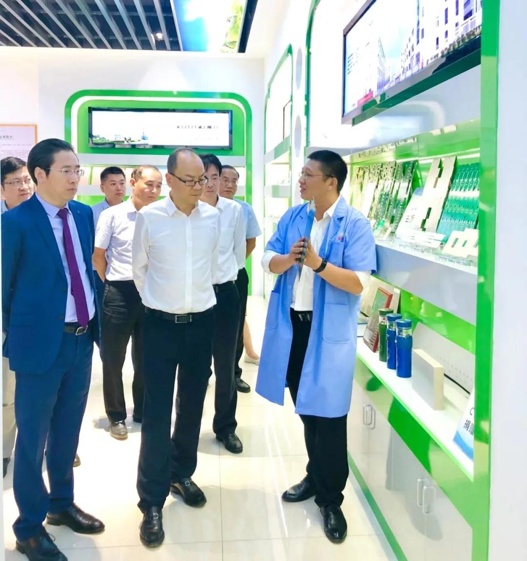 副市長(zhǎng)1.jpg 副市長(zhǎng)1.jpg